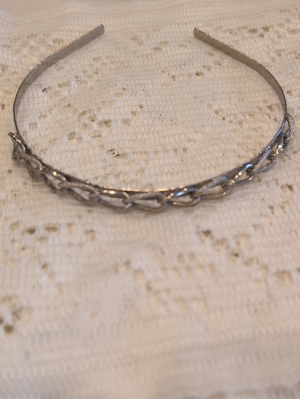 Vintage Silver Tone Chain Link Headband - Textured Metal Y2K Aesthetic